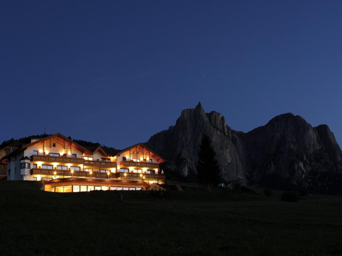 Hotel Rosslaufhof Kastelruth Exterior foto