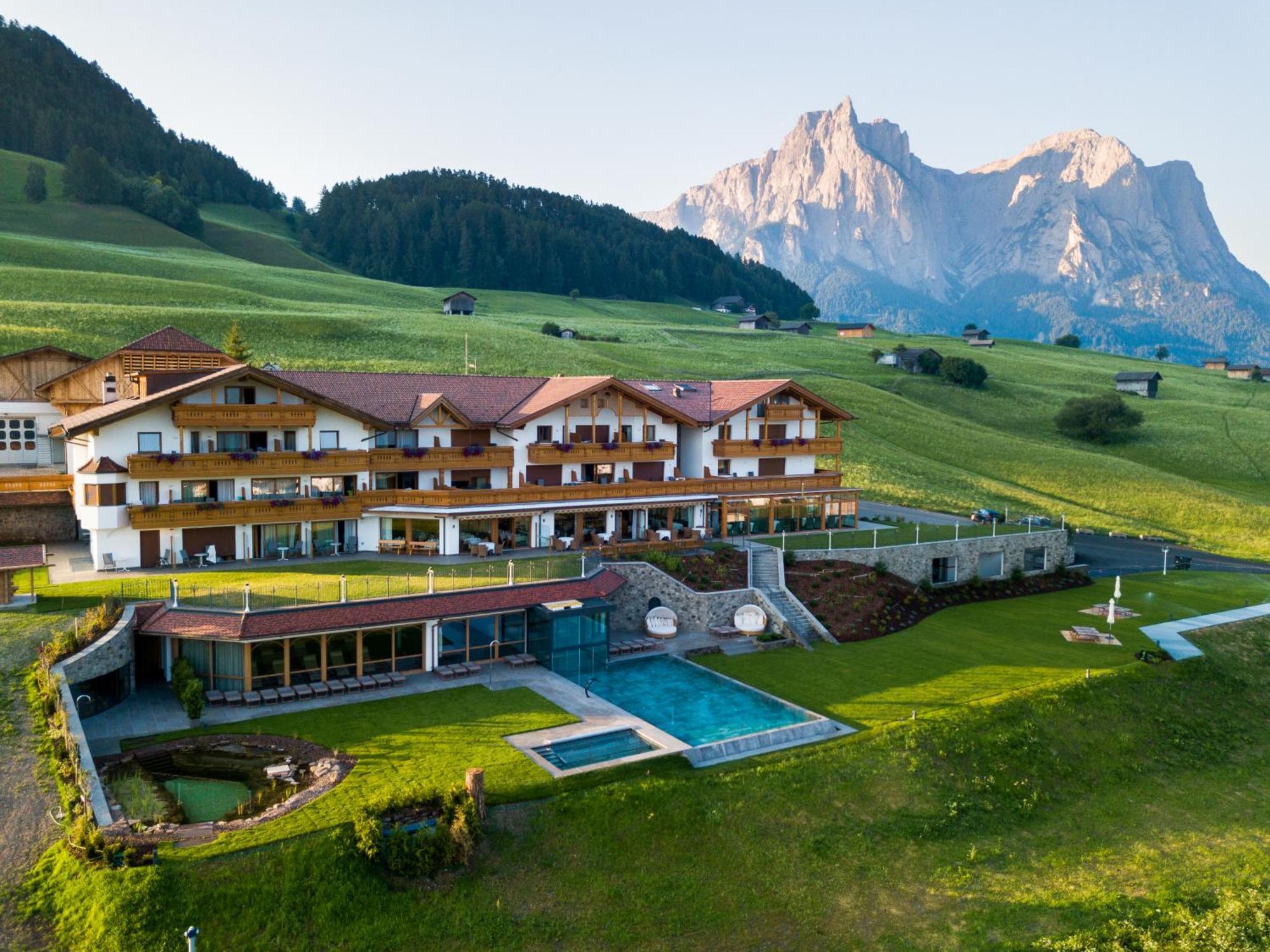 Hotel Rosslaufhof Kastelruth Exterior foto